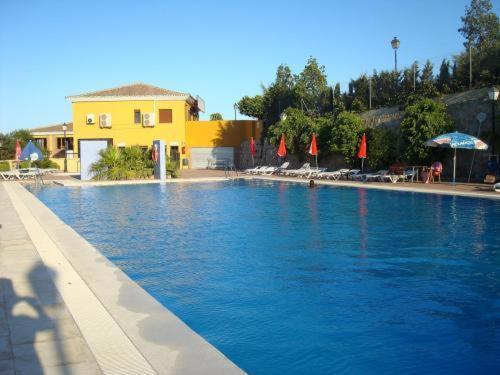 Rural Presa La Camping 2*